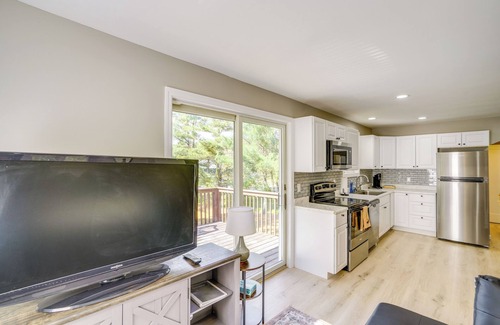 Windham Appartement | Relaxing Catskills Apt < 3 Mi to Windham Mountain!