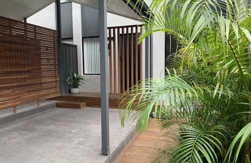 Culburra Beach Maison | Relaxing, comfortable townhouse - 10 minutes walk to the beach