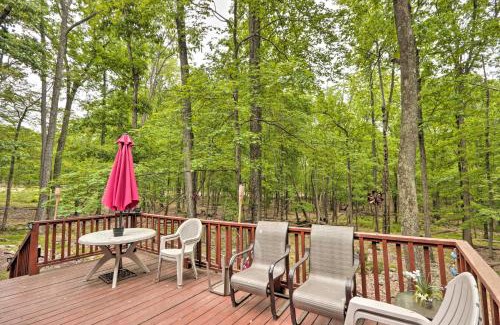 Sybertsville Maison | Relaxing Eagle Rock Resort Home - 1 Block to Lake!