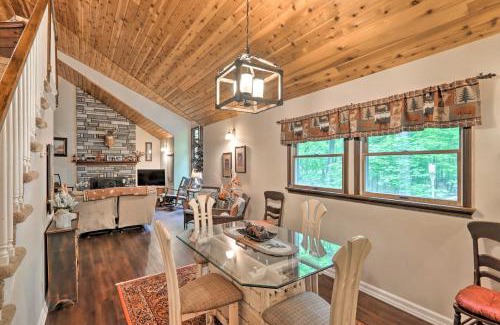 Sybertsville Maison | Relaxing Eagle Rock Resort Home - 1 Block to Lake!