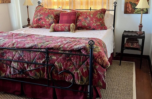 Scooba Autre | Relaxing Farm Retreat and Cattle Experience near colleges, golf, Casino dining..