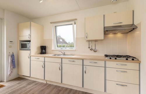 Eernewoude Maison | Bungalow confortable avec douche de massage, dans la nature