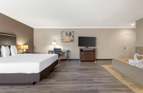 North Redondo Hôtel | Relaxing Getaway w/Plush Bedding & Easy Beach Access – Great for Couples!