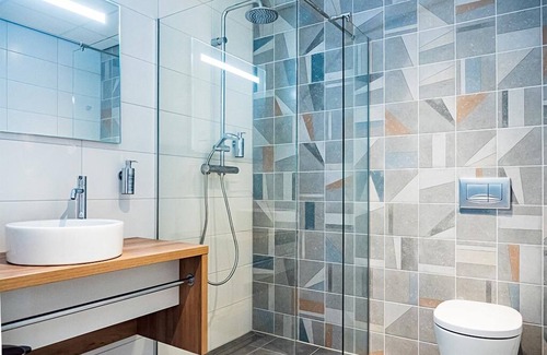 Scheveningen Badplaats Hôtel | Relaxing Haven near Local attractions, Seaside getaway & Dining options