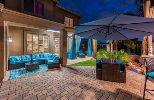 Orchards Maison | Relaxing Home with Pool BBQ & Game Room in Surprise