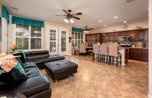 Orchards Maison | Relaxing Home with Pool BBQ & Game Room in Surprise