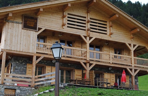 Le Grand-Bornand Appartement | Location Détente Dans Un Chalet De Tradition