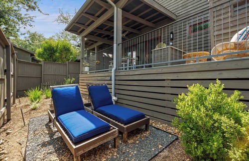 Spicewood Cabine | Relaxing Lake Escape | 1BR | Pickleball | BBQ
