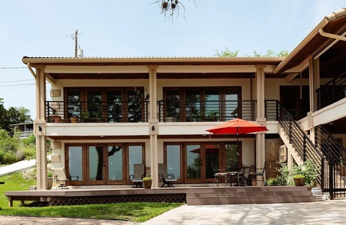 Rocky Ridge Appartement | Relaxing Lake Travis waterfront apartment with boat launch