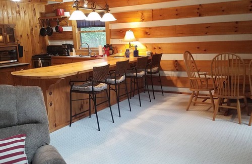Logan Cabine | Détente Hocking Hills Log Cabin