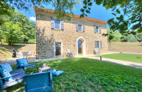Bucine Maison | Relaxing Margherita Home Private Garden - Happy Rentals