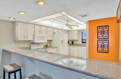 Port Orange Appartement | Relaxing Ocean Condo Steps from the Beach