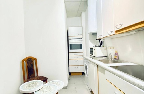 Liesing Appartement | Relaxing Private Room in a Shared Apartment