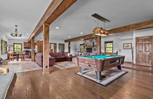 Galloway Maison | Relaxing property on a quiet road! Leave the hustle and bustle behind!