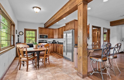 Galloway Maison | Relaxing property on a quiet road! Leave the hustle and bustle behind!