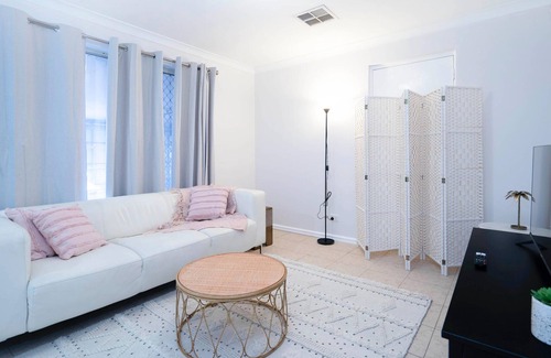 Redcliffe Maison | Relaxing retreat suitable for families with pool+great loaction