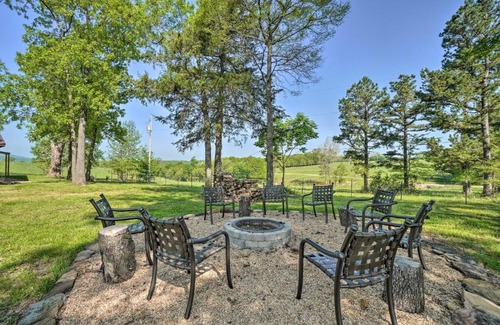Harrison Maison | Relaxing Rural Harrison Home - 11 Mi to Town