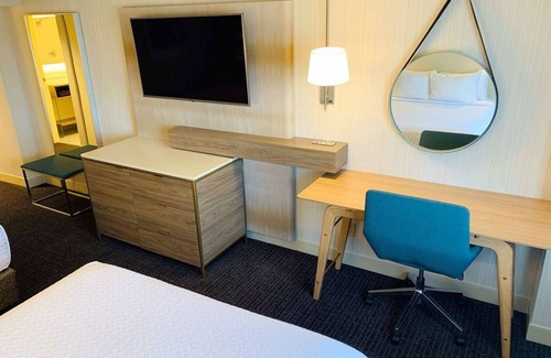 Downtown Columbus Hôtel | Relaxing Stay Downtown! Near Victorian Village, Pets are Welcome, w/ Garden!