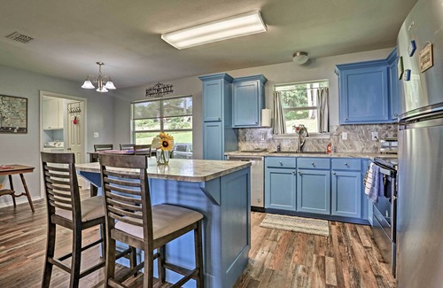 Jefferson Maison | Relaxing Texas Getaway, 1 Mile to Boat Ramp!