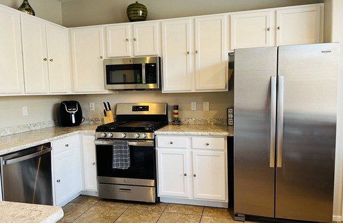 Whitney Maison | Relaxing Vegas Home Away From Strip