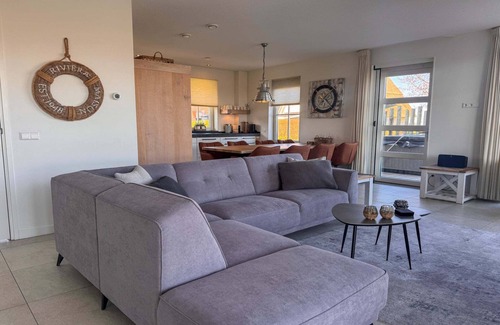 Echtenerbrug Villa | Villa de luxe avec sauna et jacuzzi sur le Tjeukemeer