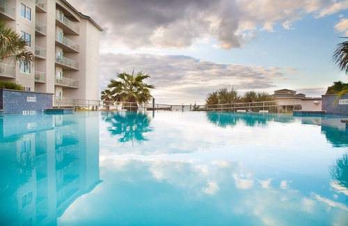 Beachside Village Appartement | Relaxing Villa with Pool + Great Amenities