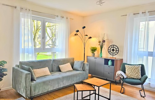Koenigs Wusterhausen Appartement | RelaxRefugium / 6 pers. / Garage / 2xWorkspace