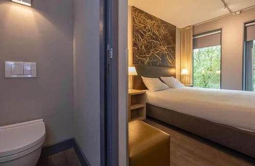 Coevorden Hôtel | Relish Modern Comforts in Historic Grain Warehouse Near Plopsa Indoor