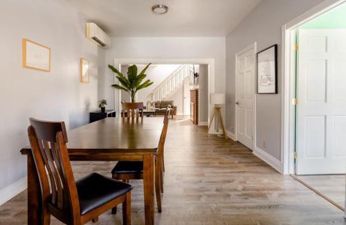 Richmond Maison | Remodeled 2BR - Walk to Coffee Bars & More