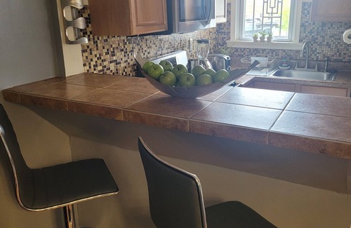 Philadelphia Maison | REMODELED 3 BEDROOM HOUSE LOCATED NEAR THE AIRPORT AND ALL MAJOR INTERSTATES