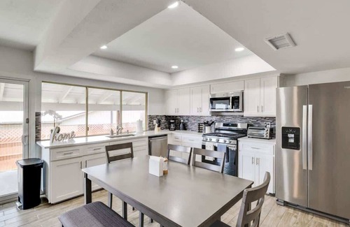 North Central Carrollton Maison | Remodeled 3 bedroom w/ central location Carrollton