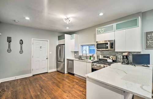 Chatham Appartement | Remodeled Chicago Apartment < 9 Mi to Downtown