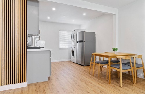 Normal Heights Appartement | Remodeled, Close to ALL, AC, 2BR, 1 Parking, Walkable, Urban High Speed Internet