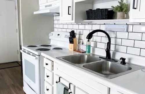 Congress Park Appartement | ❊ ❊ ❊ Remodeled Congress Park Flat ❊ ❊ ❊ With Free Reserved Parking