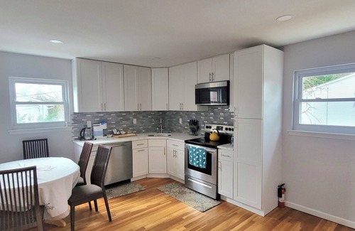 South Huntington Maison | Remodeled, cozy, family friendly, central place. Entire 2nd & 3rd floor to use.