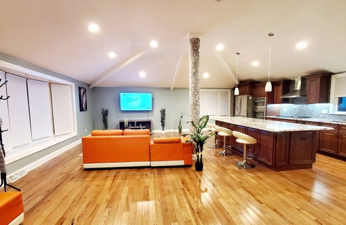 Darien Maison | Remodeled cozy home with firepit and close to the Waterfall Glen Forest Preserve