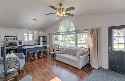 Brainerd Appartement | Remodeled Cabin, Grill, Outside Seating, New Heating & AC, Dock, Swimming & More