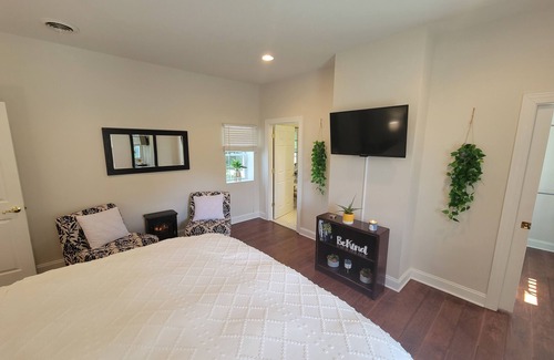 Elbridge Autre | Remodeled Skaneateles 1800s Farmhouse