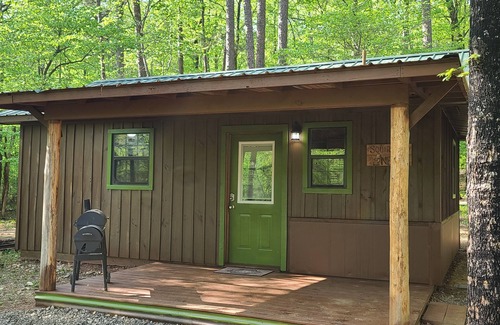 Board Camp Cabine | Remote Cabin on Sugar Creek Near Wolf Pen Gap-Ouachita National Forest