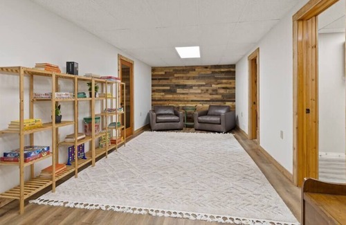 North Coventry Township Cabine | Remote Cozy Getaway in the Woods