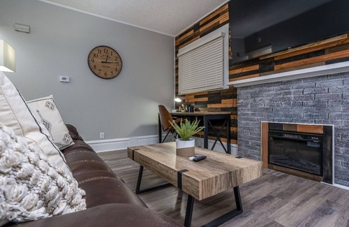 Downtown Appartement | Remote Ready I 2 BR 1 BA