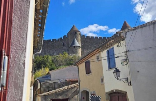 City of Carcassonne Maison | CITE MEDIEVAL-LE REMP'ART-Accès direct piétons-Pied de la cité- parking gratuit