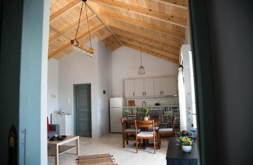 Paliki Maison | Rena's Panorama View House