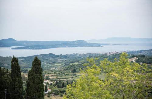 Paliki Maison | Rena's Panorama View House