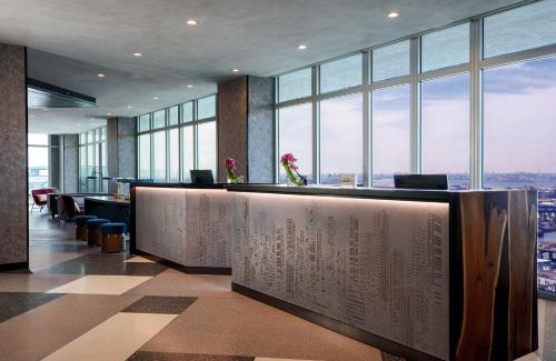 Flushing Chinatown Hôtel | Renaissance New York Flushing Hotel at Tangram