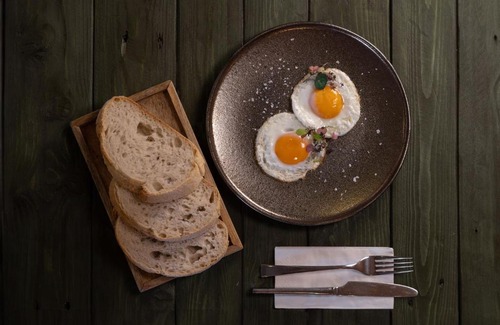 Taksony Lit Et Petit-Déjeuner | Rengő Panzió