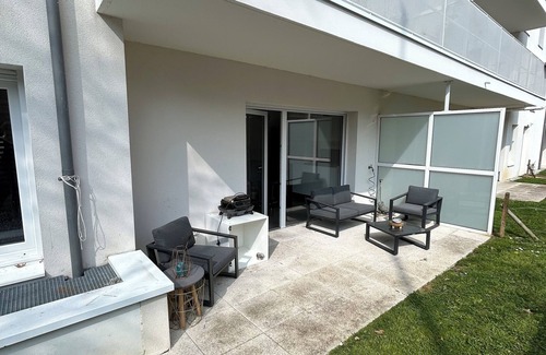 Francisco-Ferrer - Vern Appartement | Rennes center: luxury T2 with garden and secure parking