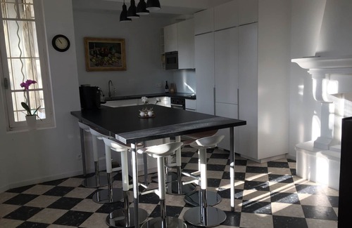 Saint-Genies-de-Comolas Maison | Maison de maître Les toiles à Elise