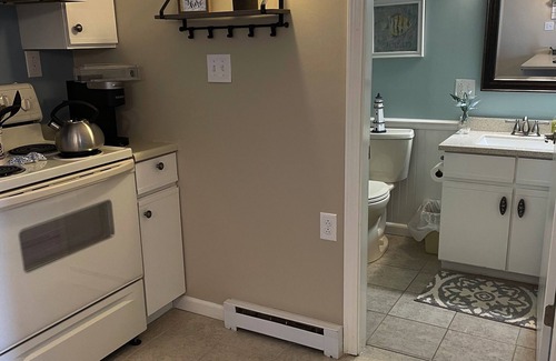 Wells Beach Copropriété | Renovated 1 bedroom condo ,steps to beach
