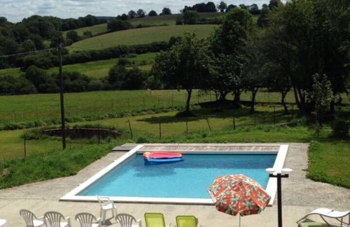 Roannes-Saint-Mary Maison | Renovated 1789 manor house with swimming pool